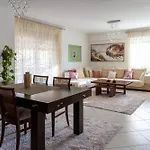 Sunshine Retreat