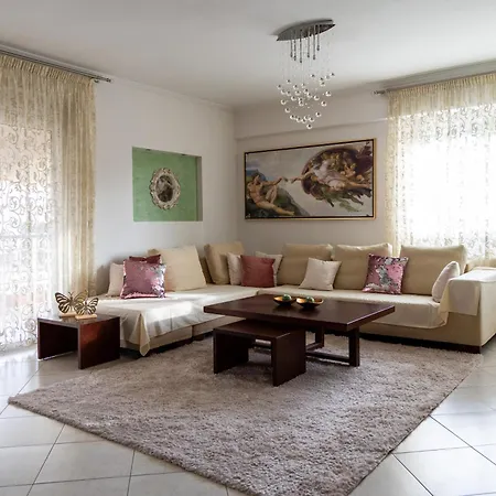 شقة Sunshine Retreat