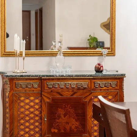 شقة Sunshine Retreat